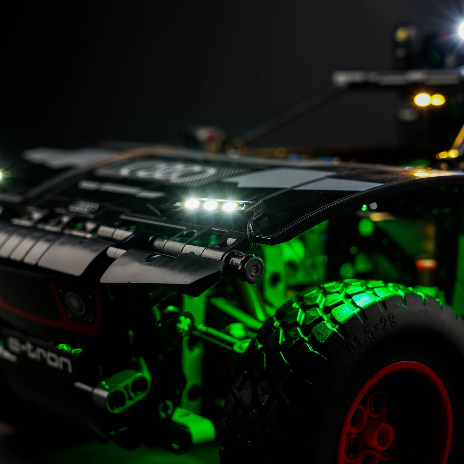 BrickBling Light Kit for LEGO Technic Audi RS Q e-tron 42160 GC Version