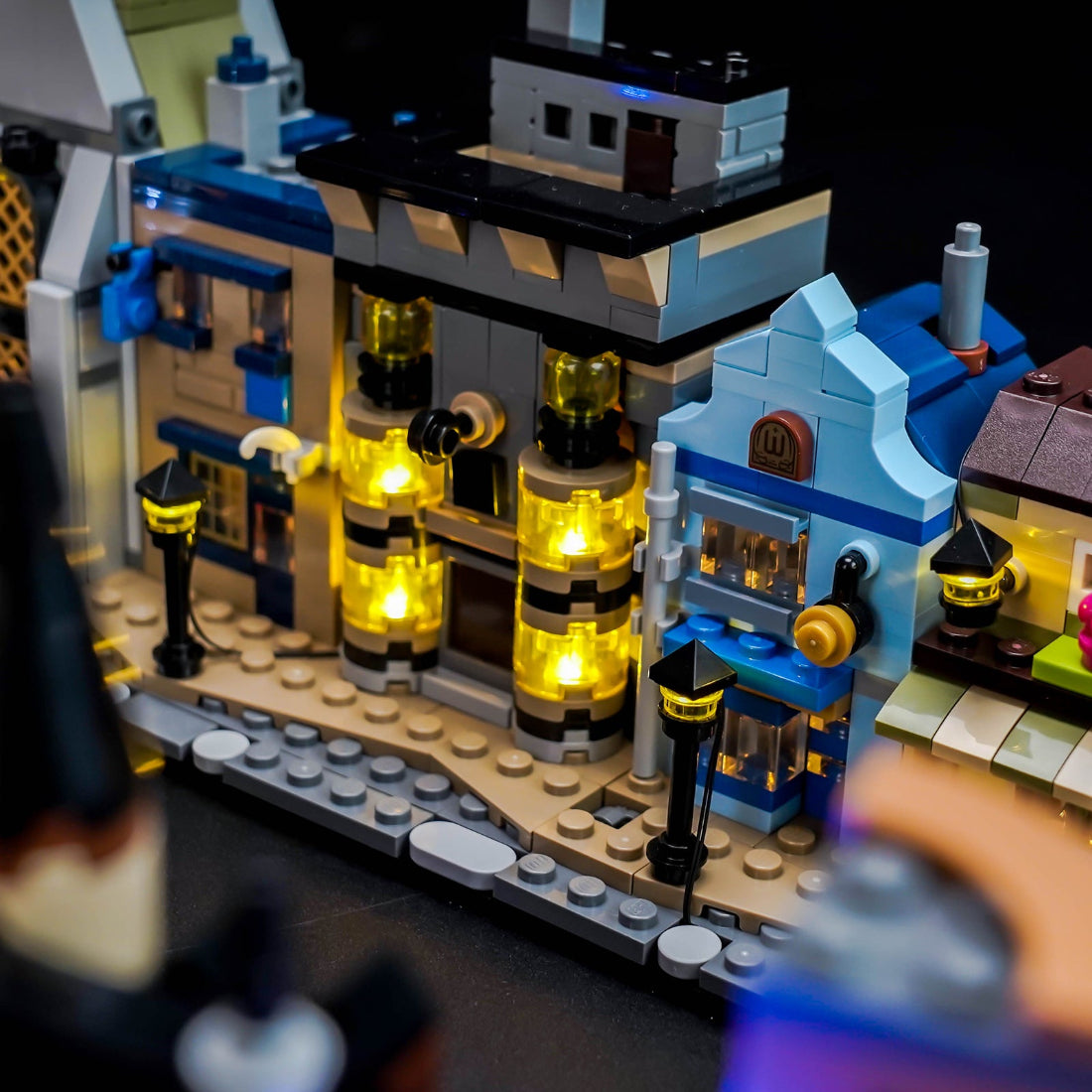 BrickBling Light Kit for LEGO Harry Potter Diagon Alley™ Wizarding Shops 76444