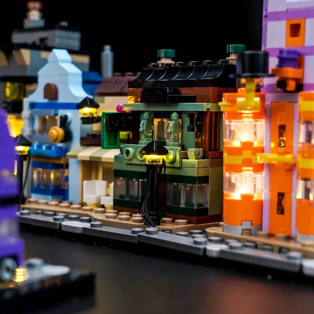 BrickBling Light Kit for LEGO Harry Potter Diagon Alley™ Wizarding Shops 76444