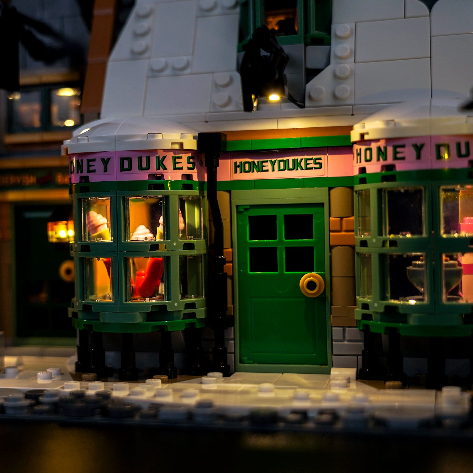 BrickBling Light Kit for LEGO Harry Potter Hogsmeade Village – Collectors' Edition 76457