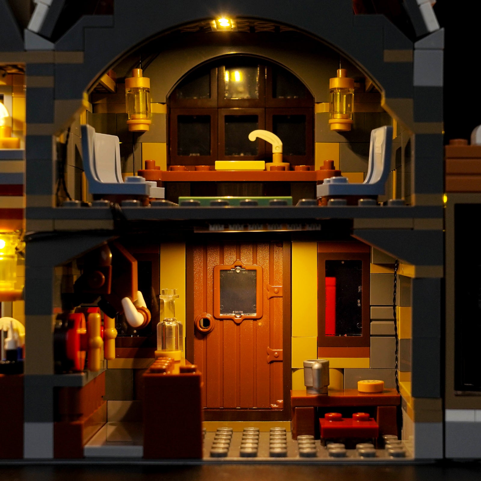BrickBling Light Kit for LEGO Harry Potter Hogsmeade Village – Collectors' Edition 76457