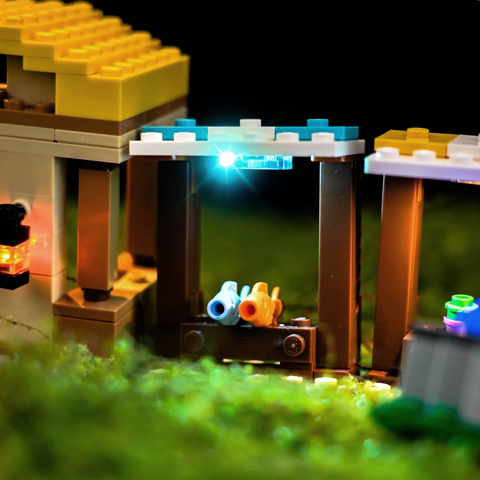 BrickBling Light Kit for LEGO  Minecraft The Ghast Balloon Village Attack 21273