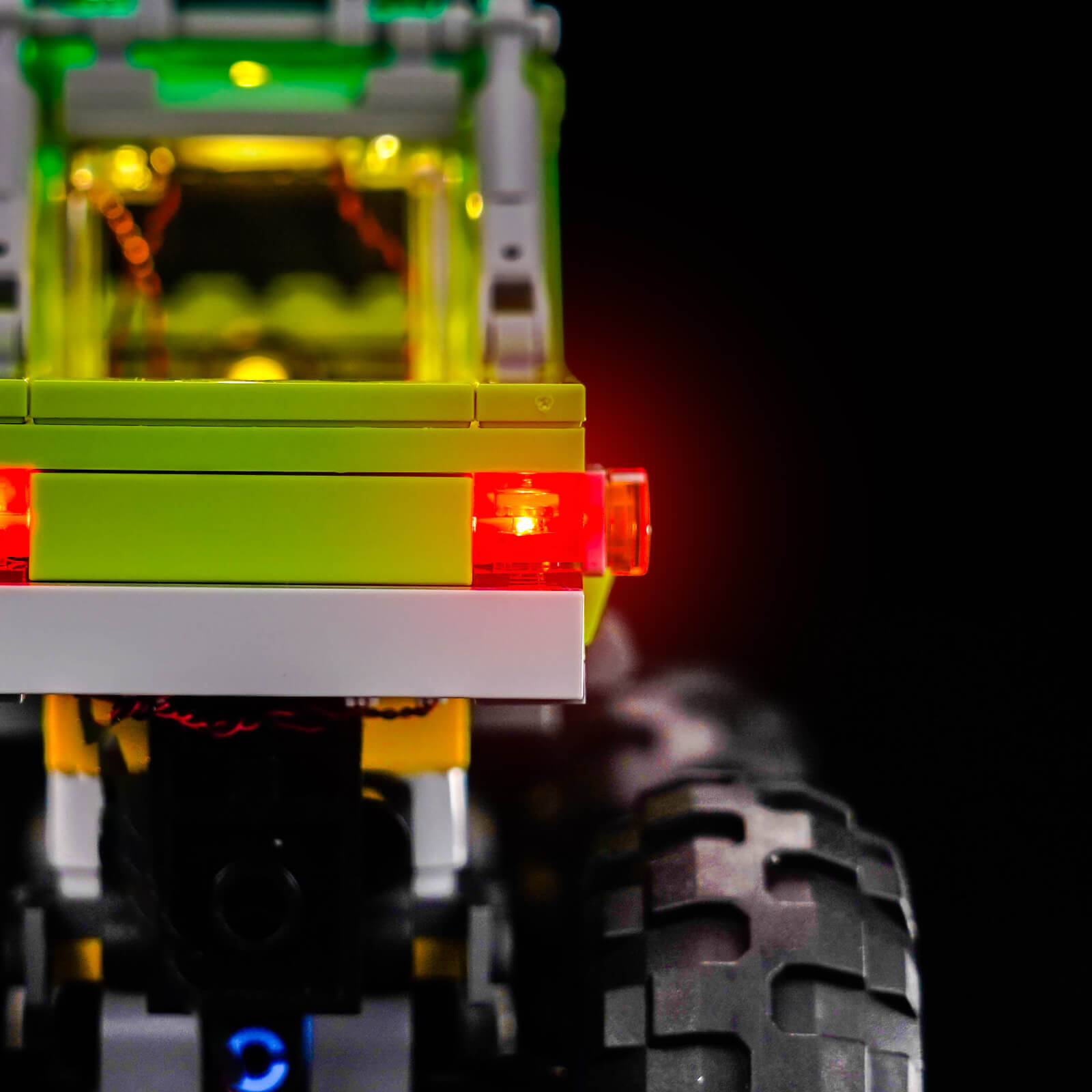 BrickBling Light Kit for LEGO Marvel The Hulk Truck vs. Thanos 76312