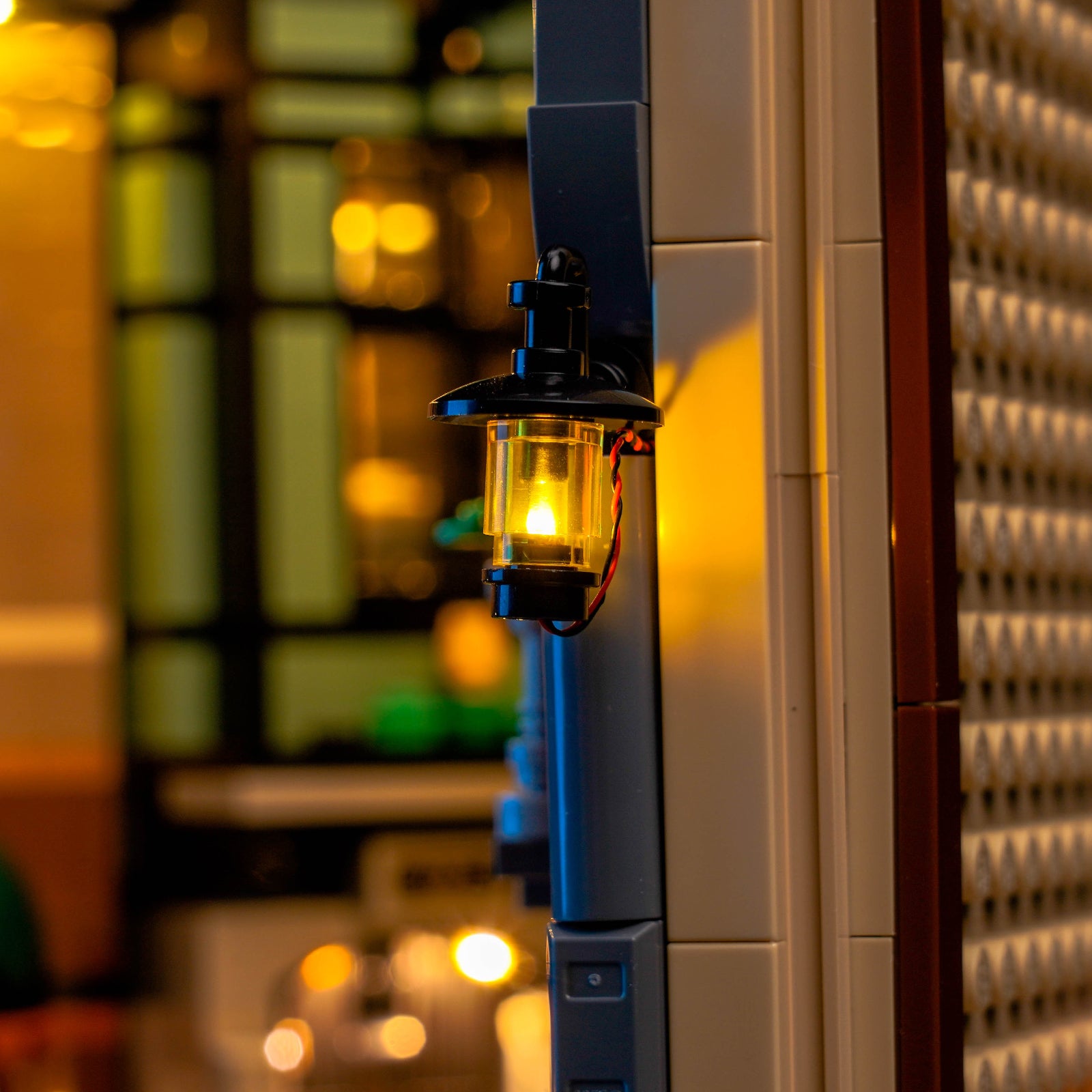 BrickBling Light Kit for LEGO Icons Sherlock Holmes: Book Nook 10351 Warm Light Version