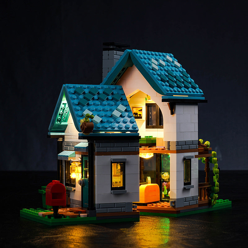 Creator 31139 sold Cozy House